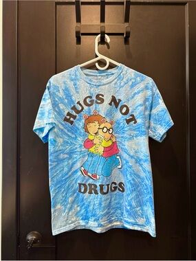 ‘Arthur’ show Blue Tie-Dye 'Hugs Not Drugs' Graphic Short Sleeve Tee
